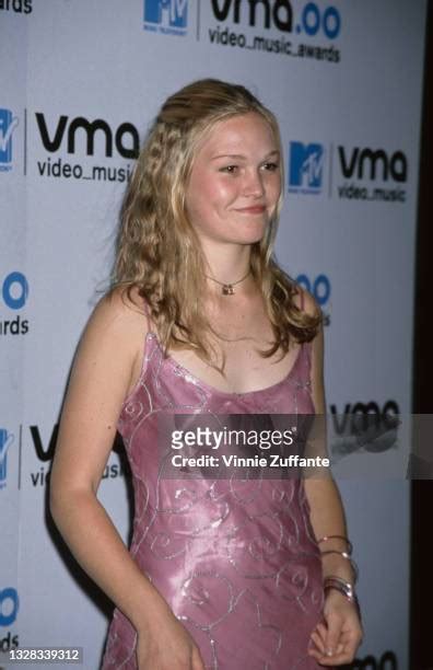 hot julia stiles|8,419 Julia Stiles Photos & High Res Pictures .